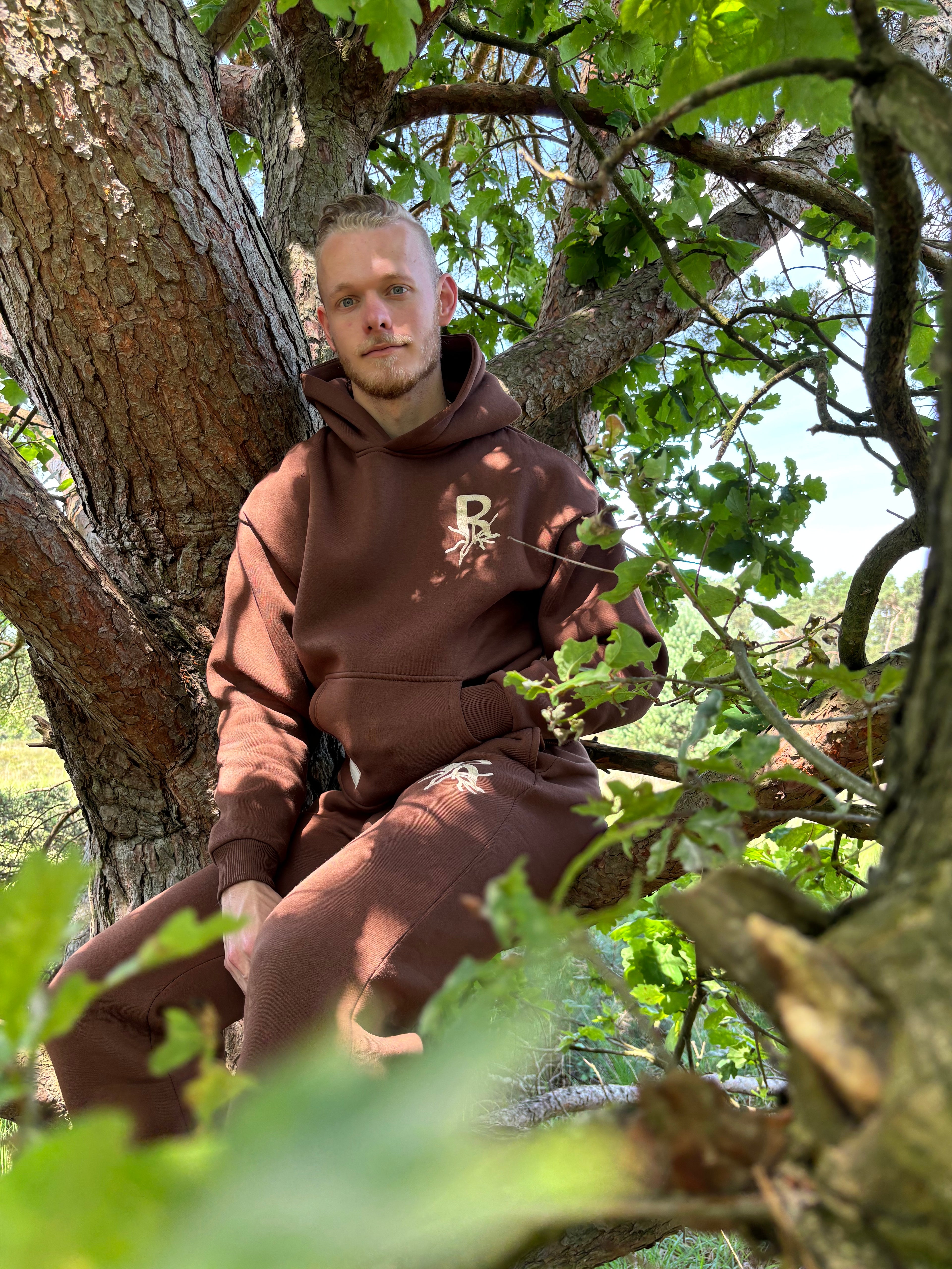 Root Trackpants