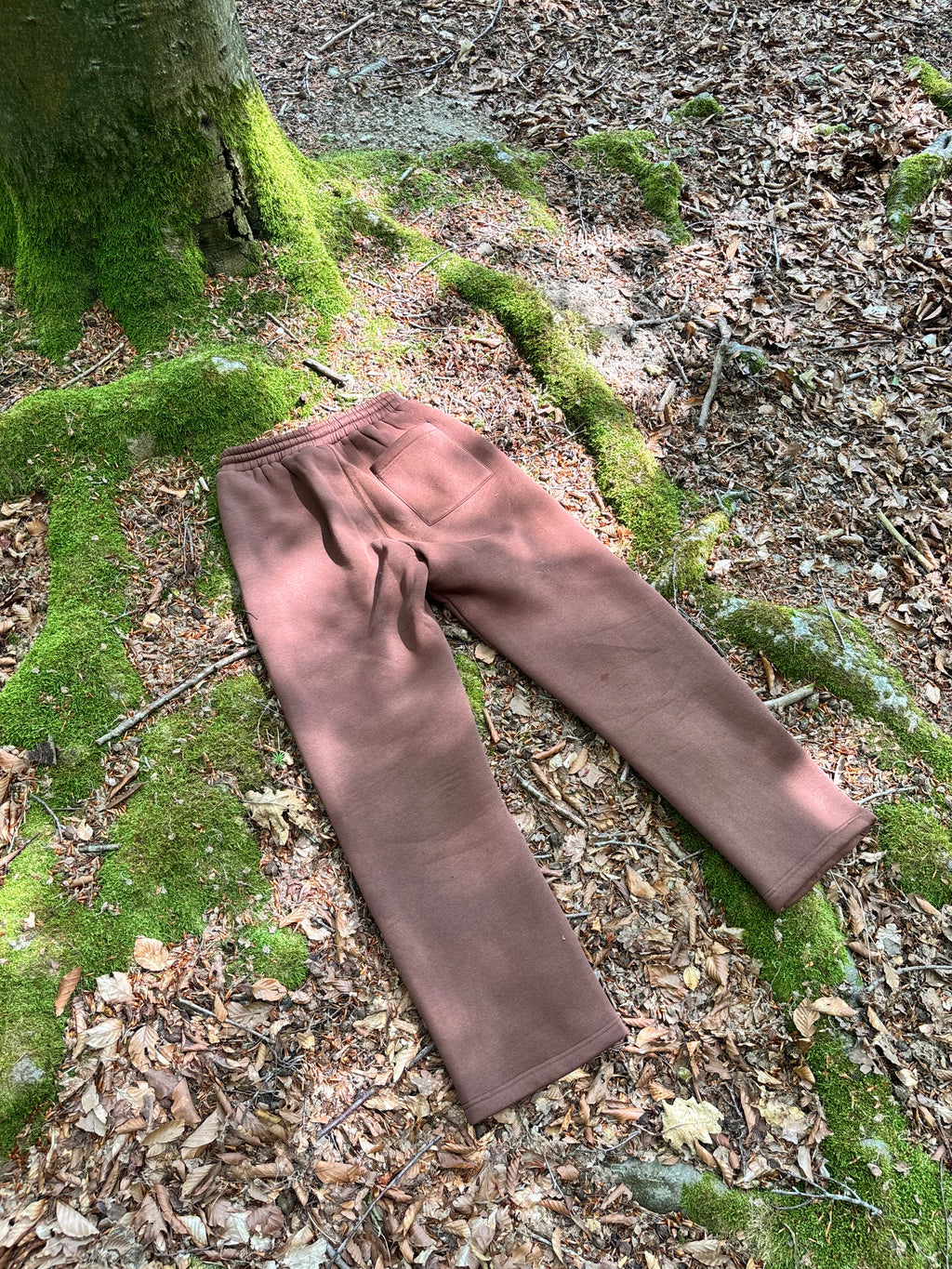 Root Trackpants