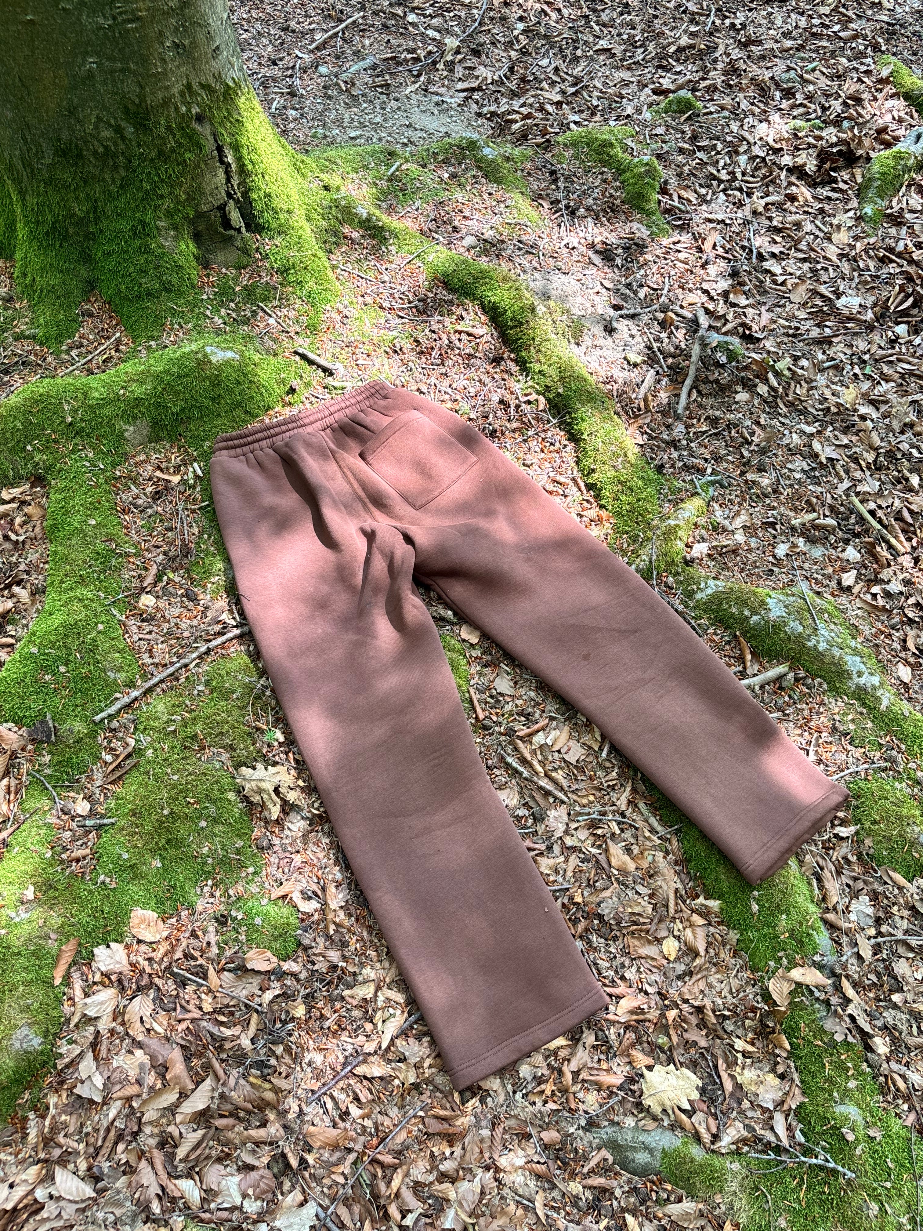 Root Trackpants