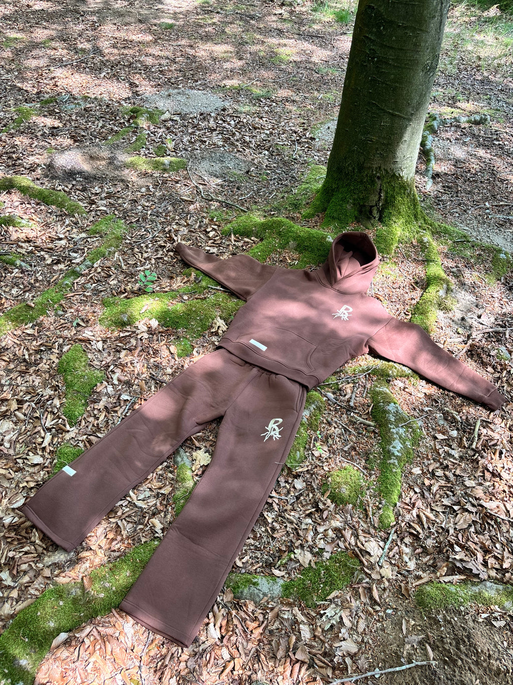 Root Trackpants