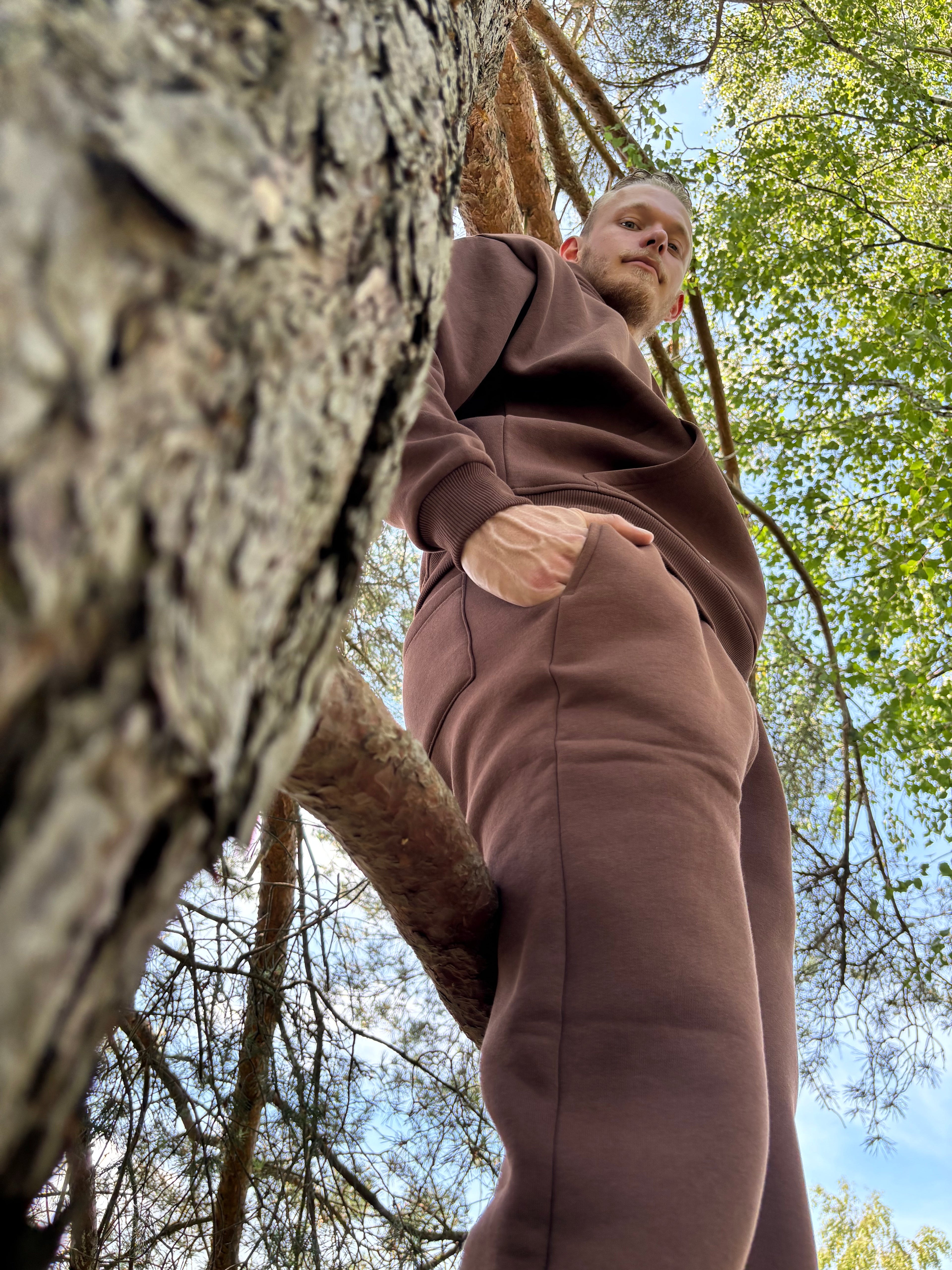 Root Trackpants